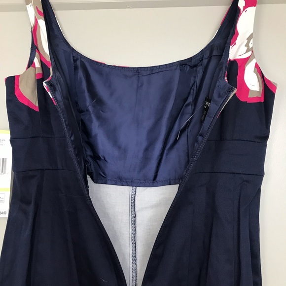 Nine West Sleeveless Dress NWT - Size 4 - Picture 4 of 9